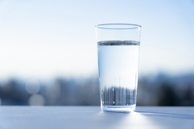 グラスに入った水