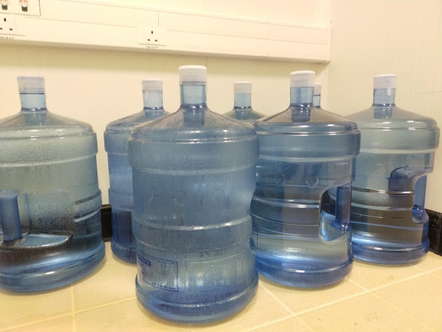 ウォーターサーバー用のペットボトル